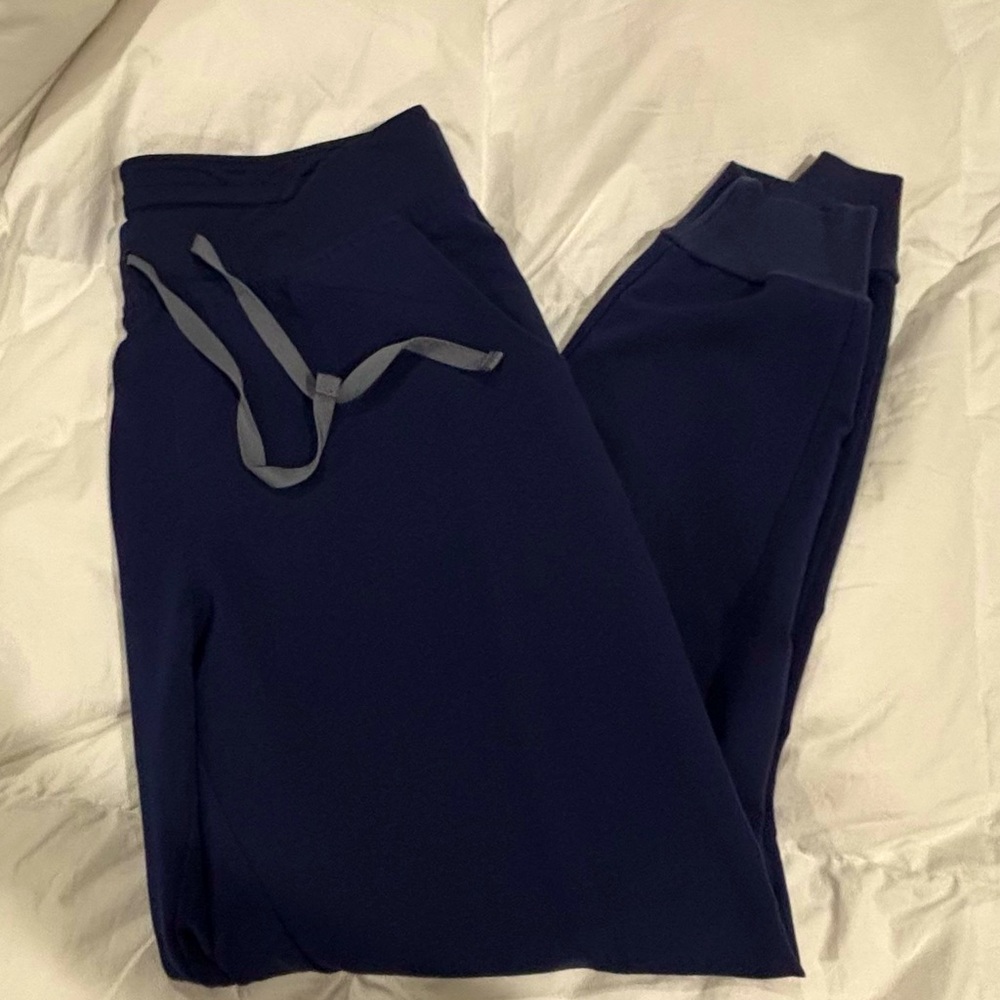 Figs Navy Joggers Size Large regular